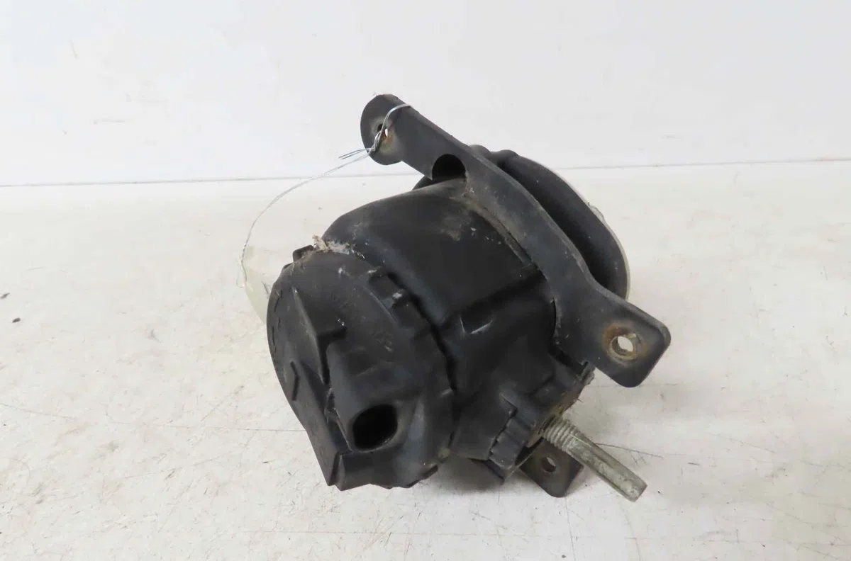 Phare antibrouillard avant droit ALFA ROMEO 166 occasion