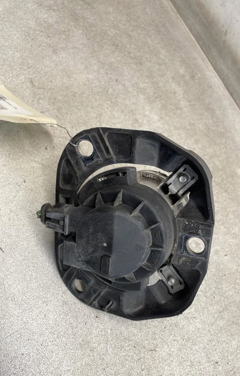 Phare antibrouillard avant droit Alfa romeo GIULIETTA (940_) 1.4 tb (940.fya1a) (2014-2018) occasion