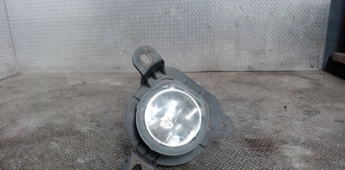 Phare antibrouillard avant droit Alfa romeo MITO (955_) 1.6 jtdm (955axe1b) (2008-2015) occasion