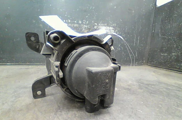 Phare antibrouillard avant droit AUDI A2 2001 occasion