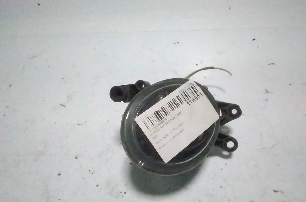 Phare antibrouillard avant droit AUDI A4 2001 occasion