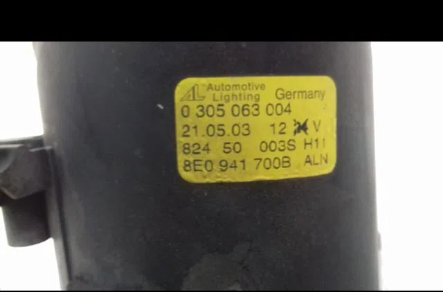 Phare antibrouillard avant droit Audi A4 B6 (8E2) 1.9 tdi (2000-2004) 4 portes occasion