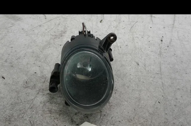 Phare antibrouillard avant droit Audi A4 B6 Décapotable (8H7) 2.5 tdi (2002-2005) occasion