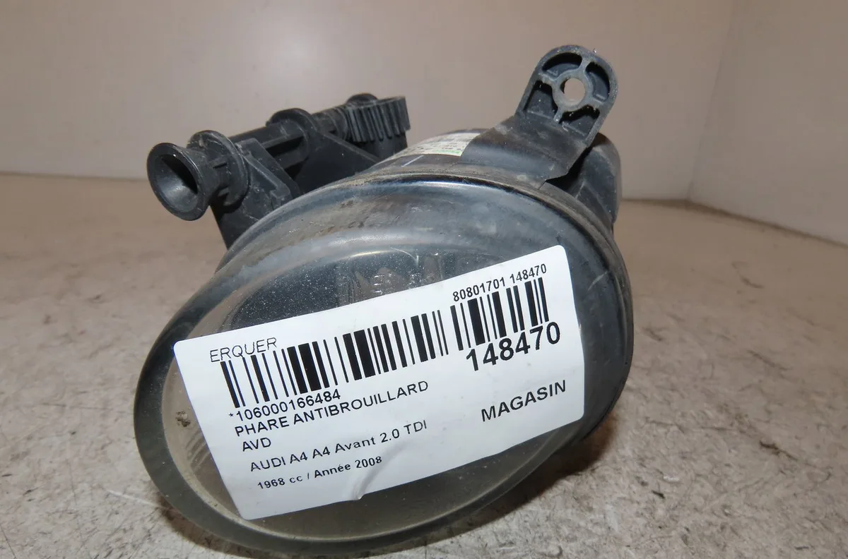 Phare antibrouillard avant droit Audi A4 B8 Avant (8K5) 2.0 tdi (2008-2015) occasion