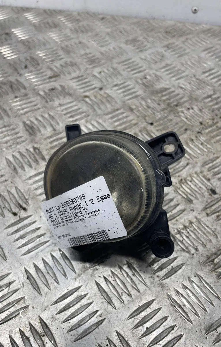 Phare antibrouillard avant droit AUDI A5 1 COUPE PHASE 1 occasion