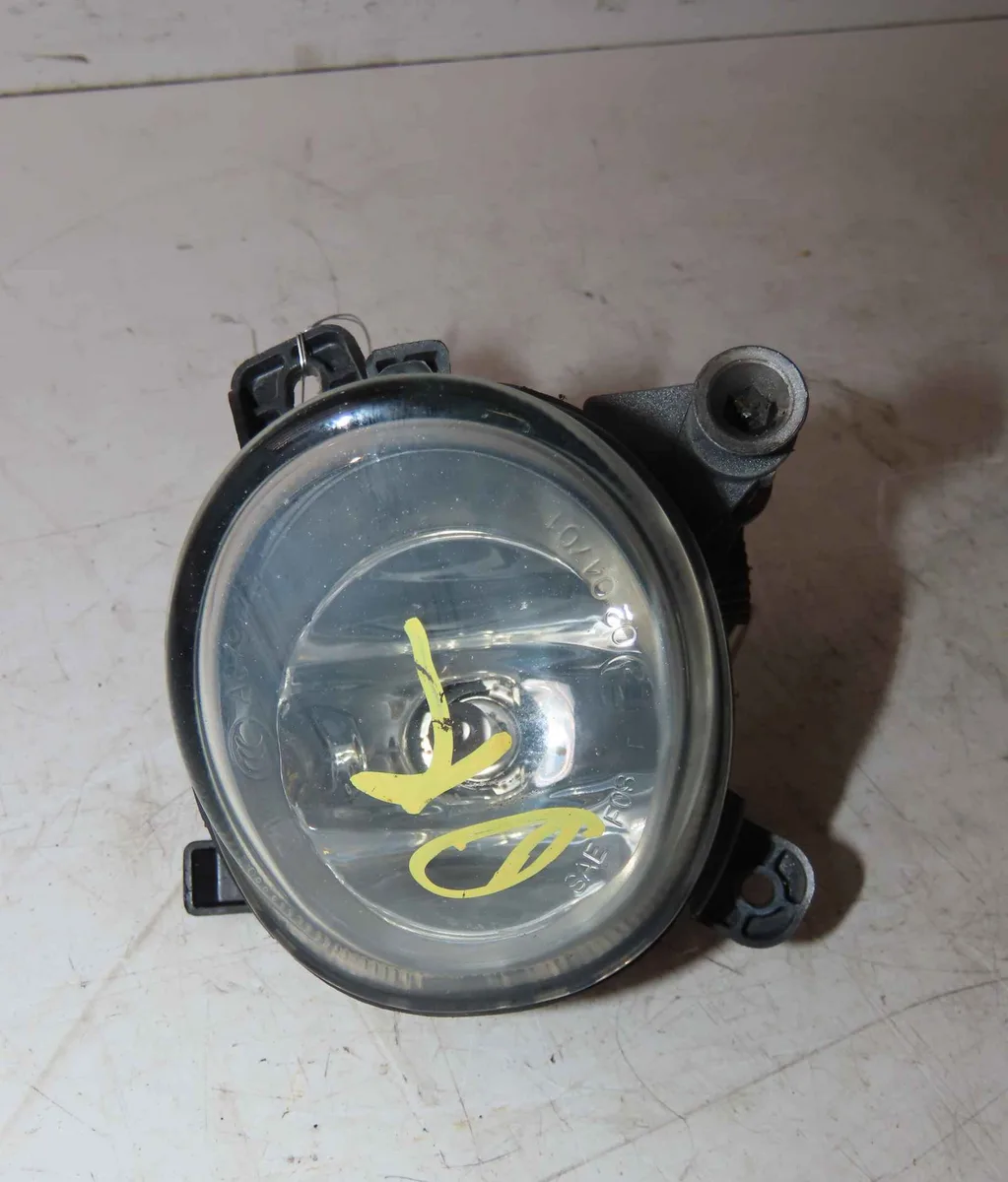 Phare antibrouillard avant droit AUDI Q3 occasion
