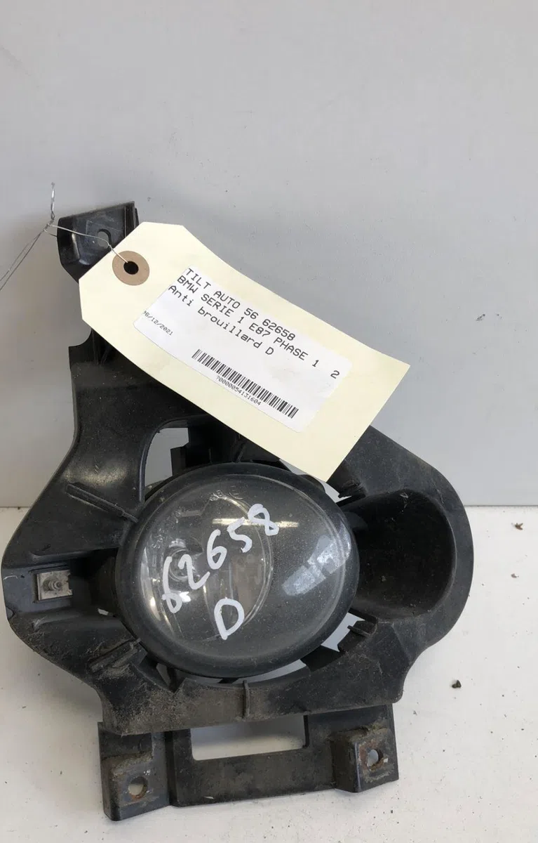 Phare antibrouillard avant droit Bmw 1 (E87) 120 d (2004-2011) occasion