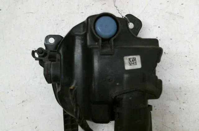 Phare antibrouillard avant droit Bmw 1 (F20) 120 d (2011-2015) occasion