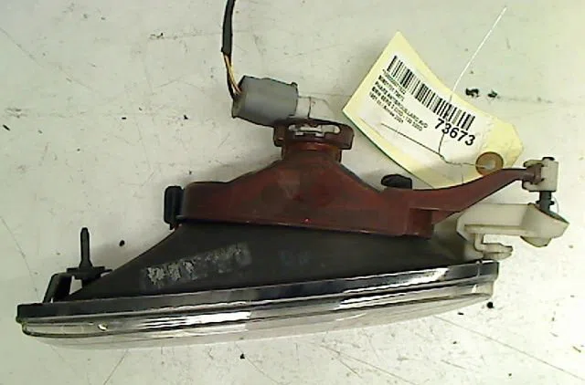 Phare antibrouillard avant droit Bmw 3 (E46) 320 d (1998-2001) occasion