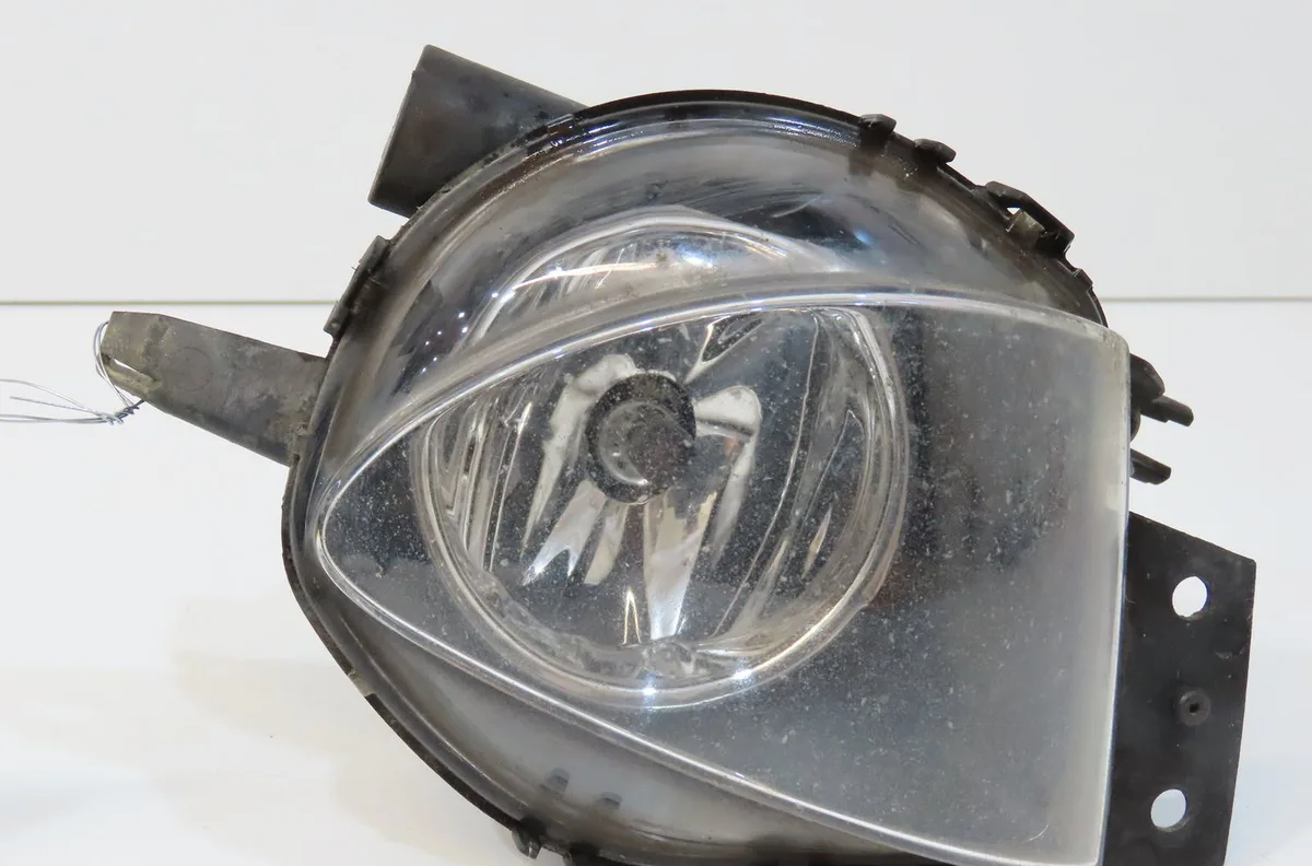 Phare antibrouillard avant droit Bmw 3 Touring (E91) 320 i (2005-2012) occasion