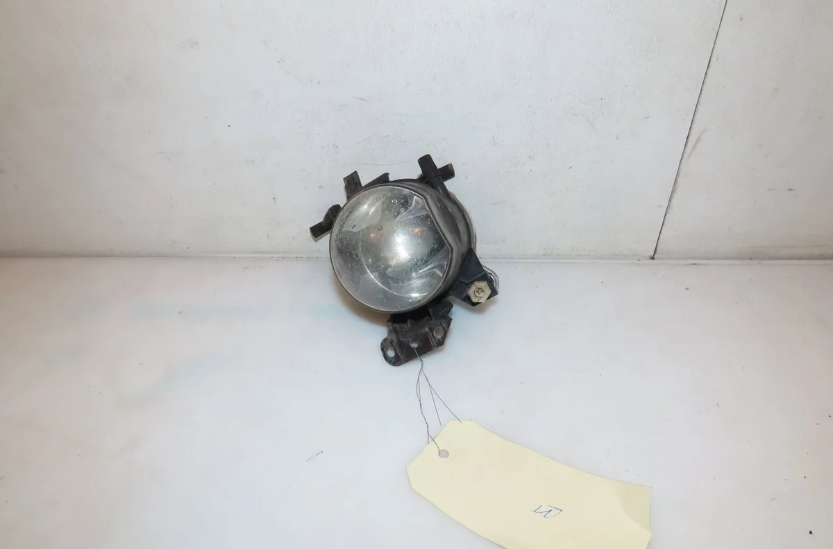 Phare antibrouillard avant droit Bmw 5 Touring (E61) 520 d (2005-2010) occasion