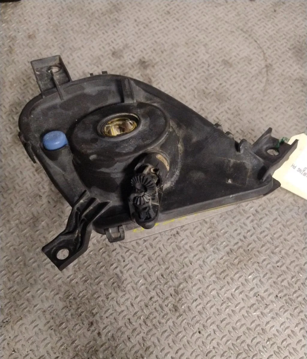 Phare antibrouillard avant droit BMW SERIE 3 E91 SERIE 3 E91 TOURING PHASE 2 BREAK occasion
