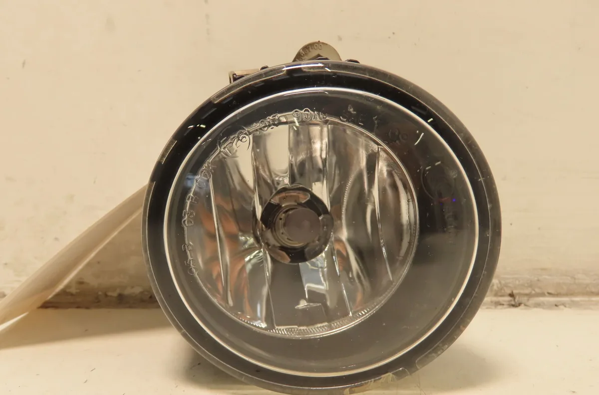 Phare antibrouillard avant droit Bmw X1 (F48) Sdrive 18 d (2015) occasion