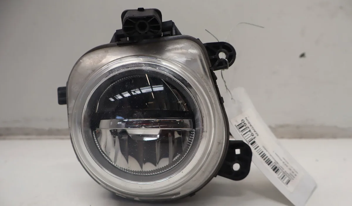 Phare antibrouillard avant droit Bmw X5 (F15, F85) Xdrive 40e (2015-2018) occasion