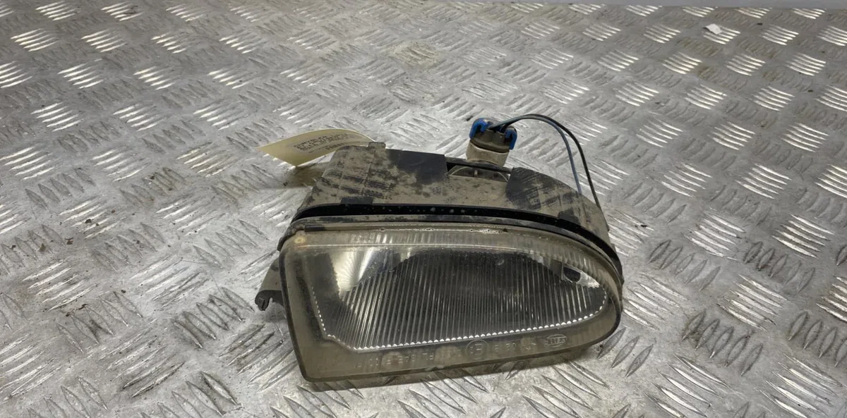 Phare antibrouillard avant droit CHRYSLER PT CRUISER PHASE 1 BREAK occasion