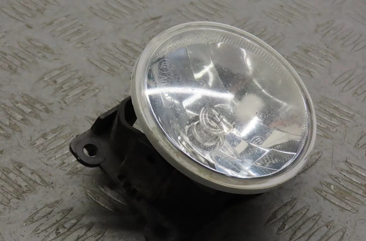Phare antibrouillard avant droit Citroen C3 II (SC_) 1.6 hdi 90 (2009) occasion
