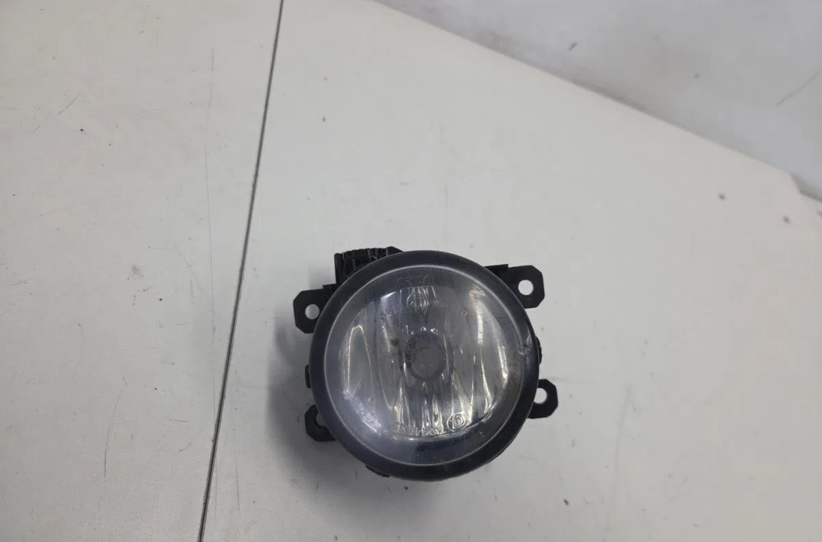 Phare antibrouillard avant droit CITROEN C4 GRAND PICASSO 2 PHASE 1 occasion