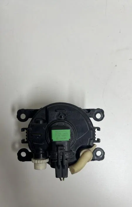 Phare antibrouillard avant droit Citroen C4 GRAND PICASSO I (UA_) 1.6 hdi (2006-2011) 5 portes occasion