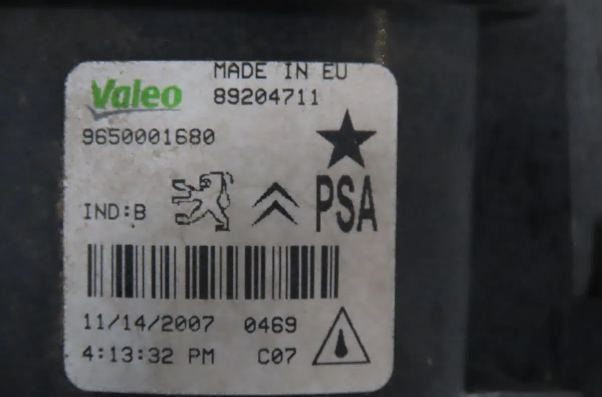 Phare antibrouillard avant droit Citroen C4 PICASSO I Monospace (UD_) 1.6 hdi (2007-2013) 5 portes occasion