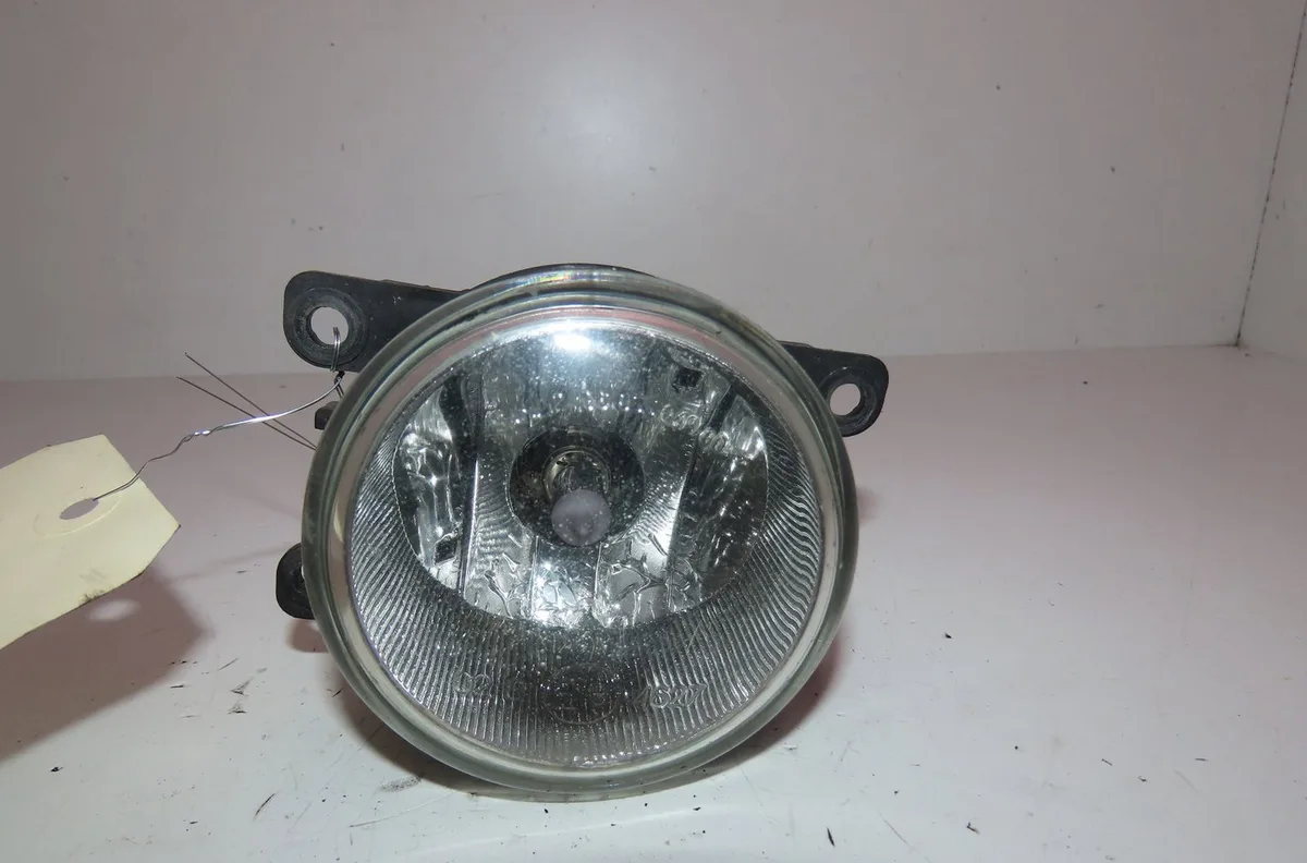 Phare antibrouillard avant droit Citroën C4 PICASSO I Monospace (UD_) 2.0 hdi 150 (2009-2013) 5 portes occasion