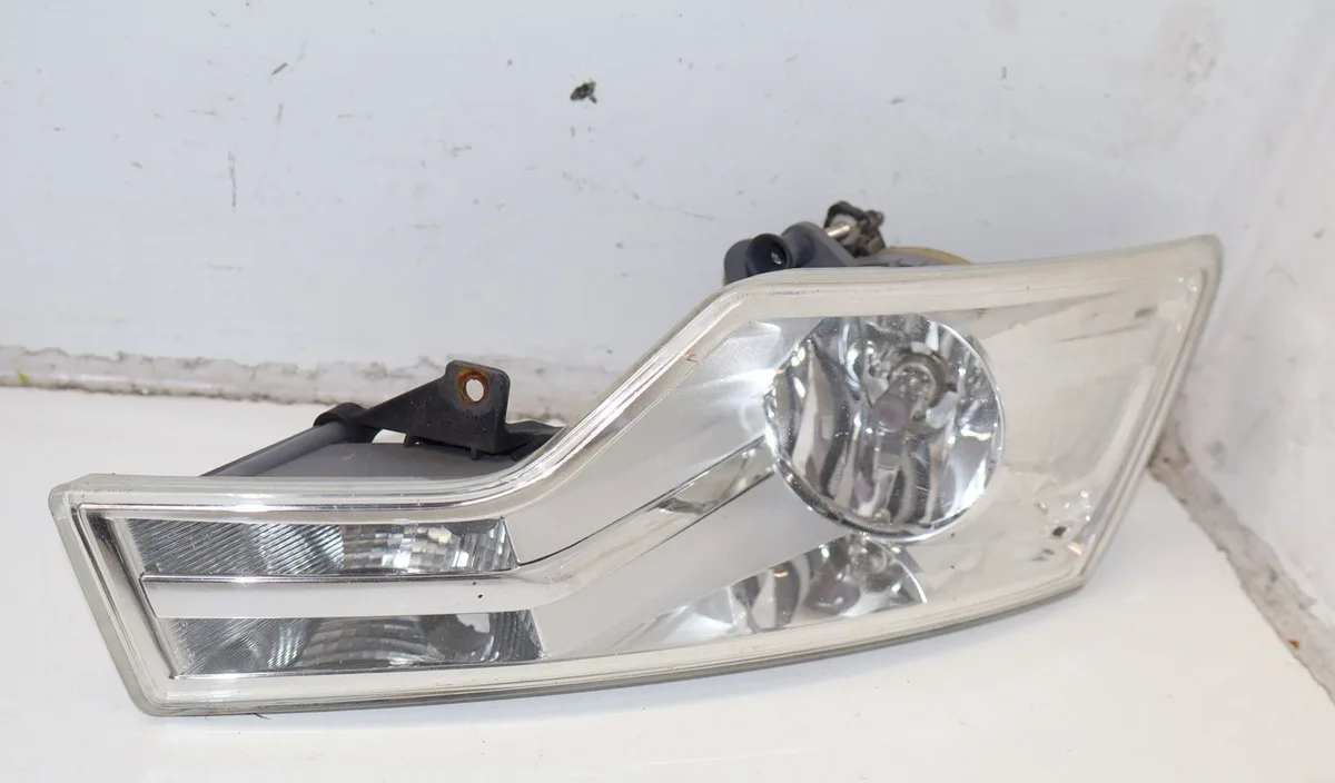 Phare antibrouillard avant droit Citroen C5 III (RD_) 1.8 16v (2008) occasion