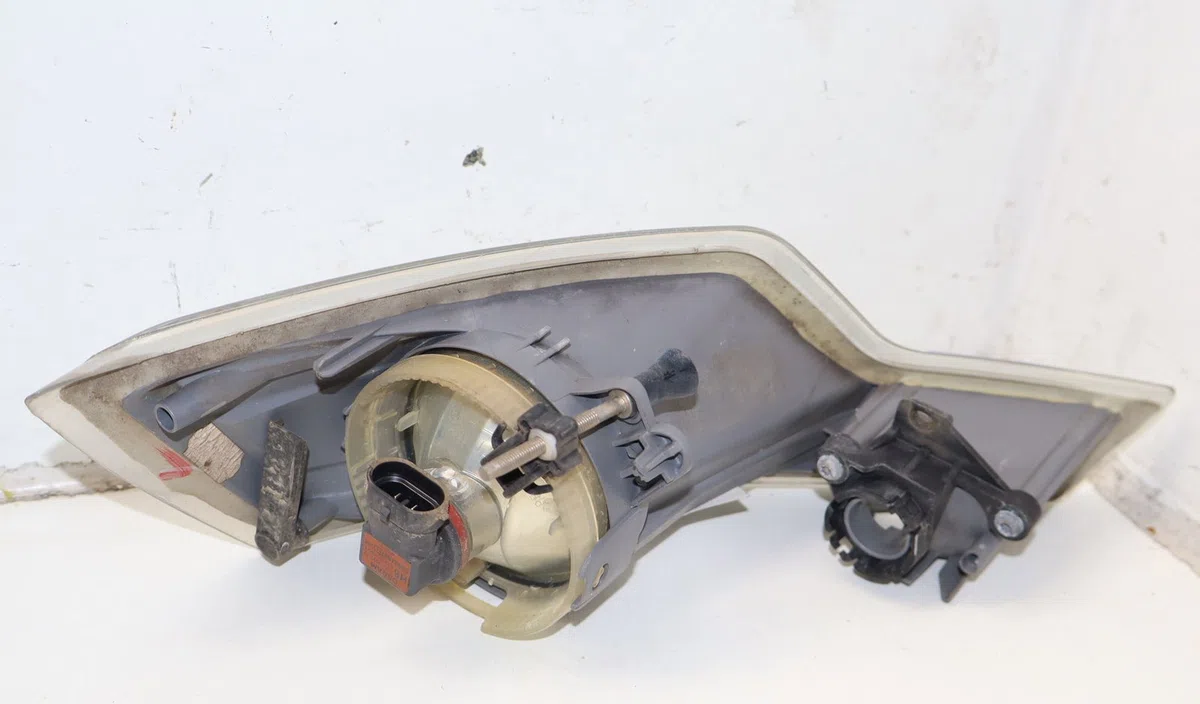 Phare antibrouillard avant droit Citroen C5 III (RD_) 1.8 16v (2008) occasion