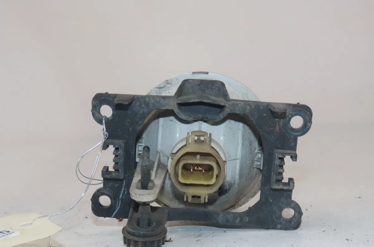 Phare antibrouillard avant droit Citroen DS3 (SA_) 1.4 hdi 70 (sa8hp4) (2010-2015) occasion