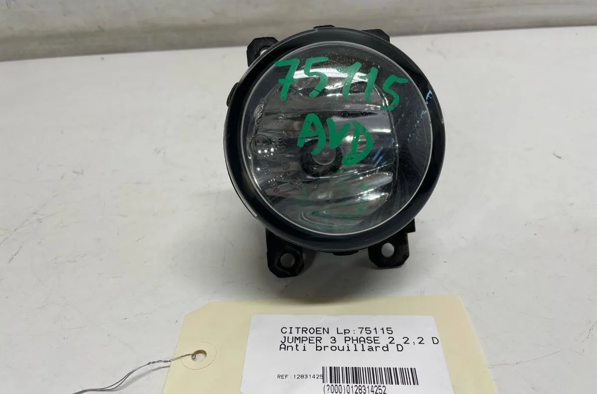 Phare antibrouillard avant droit Citroen JUMPER Camionnette 2.2 bluehdi 140 (2019) occasion