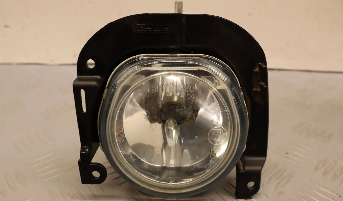 Phare antibrouillard avant droit Citroen NEMO Monospace 1.4 (2009) occasion