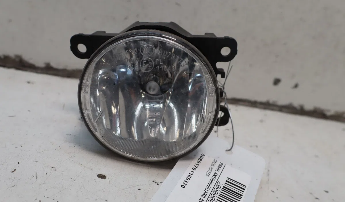 Phare antibrouillard avant droit Dacia DUSTER (HS_) 1.5 dci 4x4 (2013-2018) 5 portes occasion