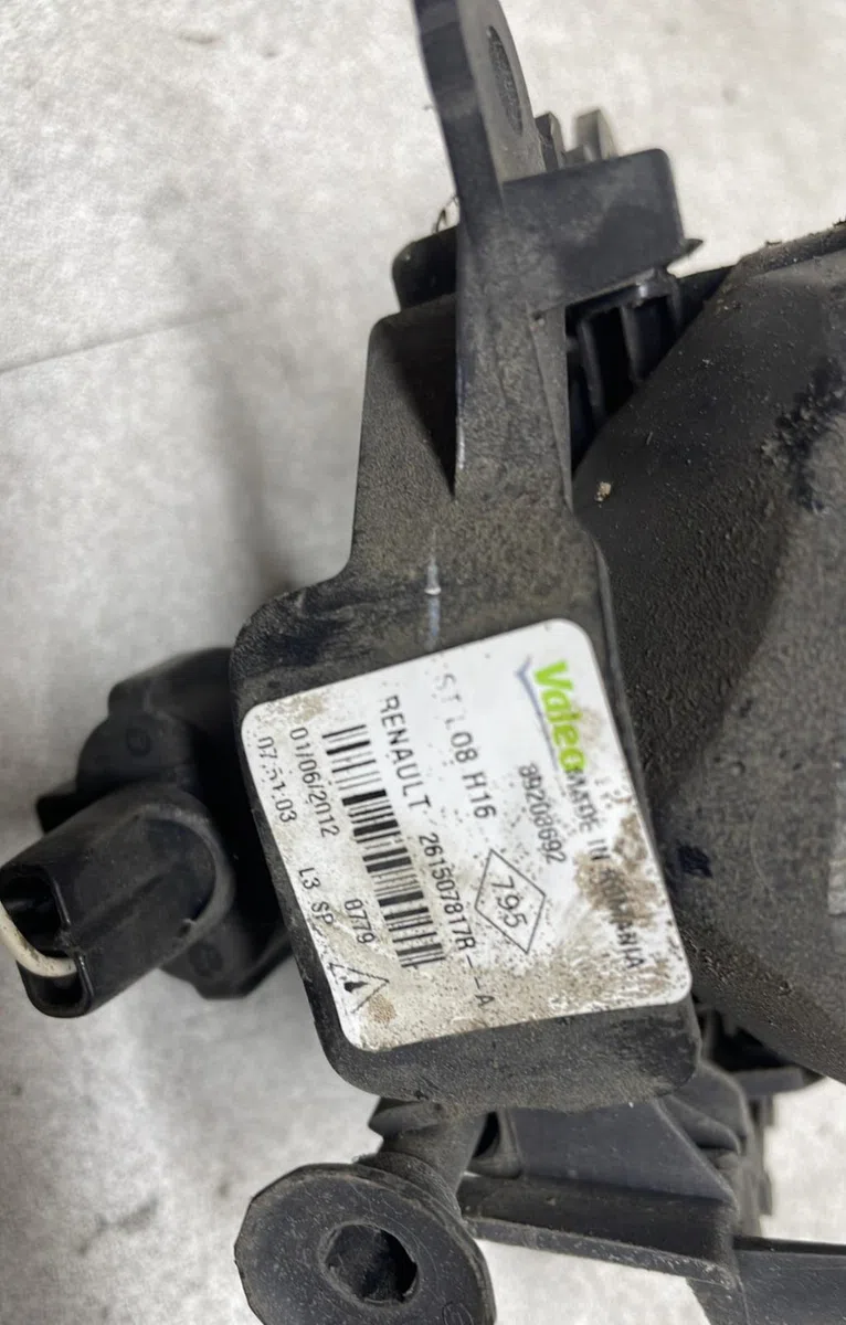 Phare antibrouillard avant droit Dacia LODGY (JS_) 1.5 dci (2012) occasion