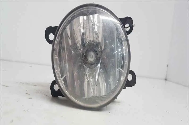 Phare antibrouillard avant droit DACIA LODGY occasion