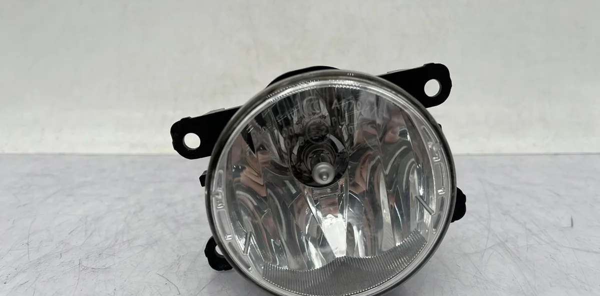 Phare antibrouillard avant droit DACIA LODGY PHASE 2 occasion