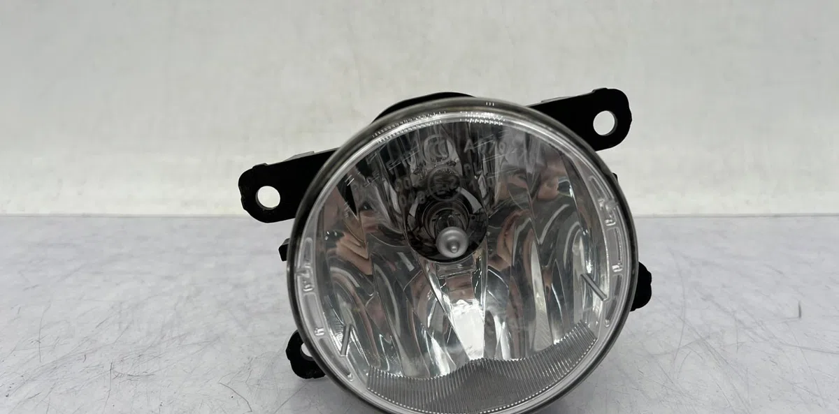 Phare antibrouillard avant droit DACIA LODGY PHASE 2 occasion