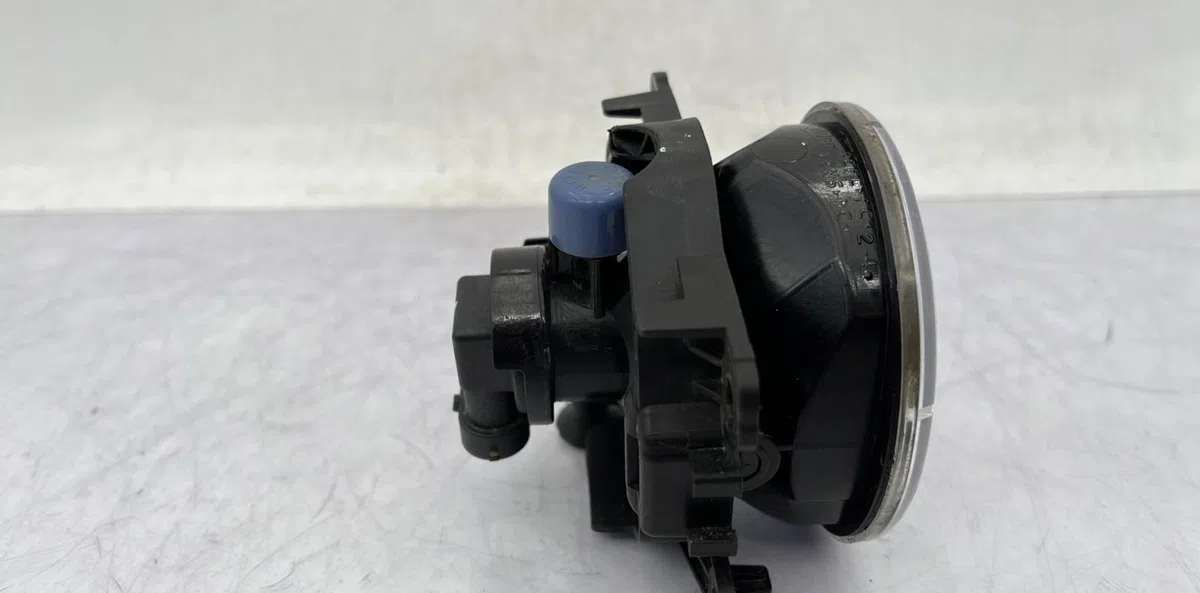 Phare antibrouillard avant droit DACIA LODGY PHASE 2 occasion