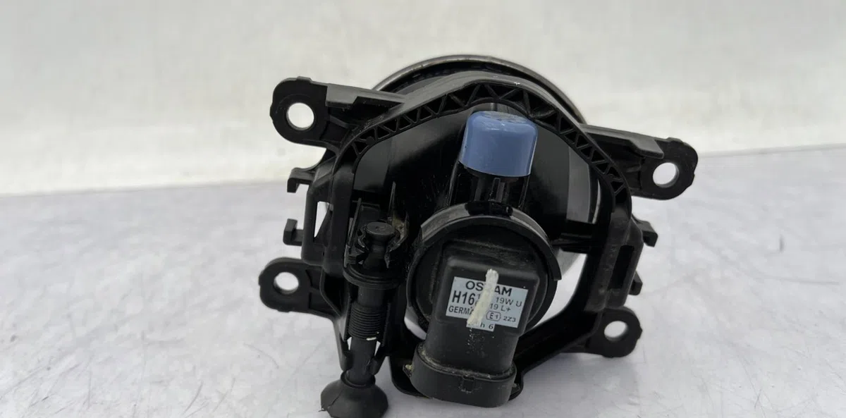 Phare antibrouillard avant droit DACIA LODGY PHASE 2 occasion