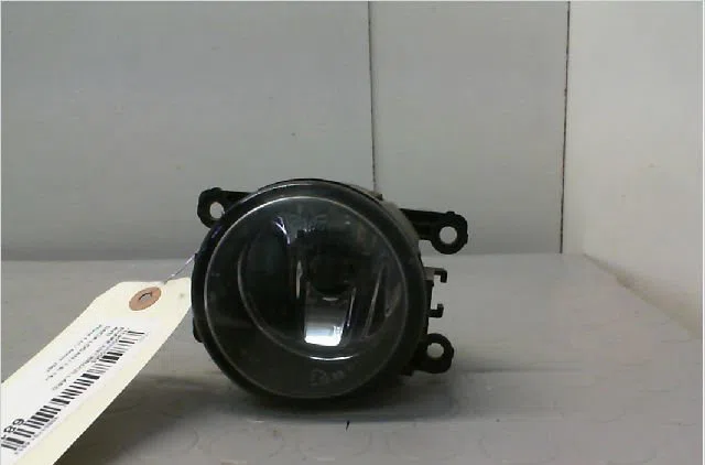 Phare antibrouillard avant droit DACIA LOGAN I Phase 1 06-2005--06-2008 1.6i 16v occasion