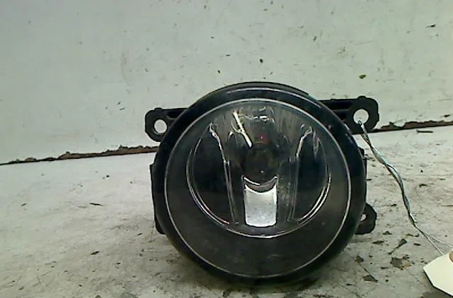 Phare antibrouillard avant droit Dacia LOGAN (LS_) 1.4 (lsoa, lsoc, lsoe, lsog) (2004) occasion