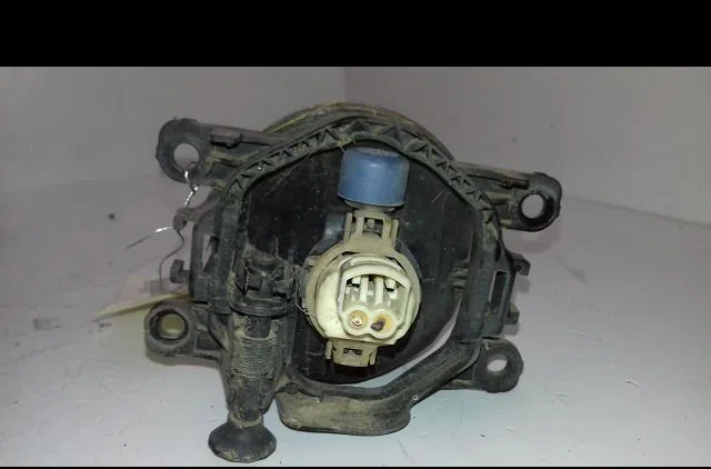 Phare antibrouillard avant droit Dacia LOGAN MCV (KS_) 1.5 dci (ks04) (2010-2013) occasion
