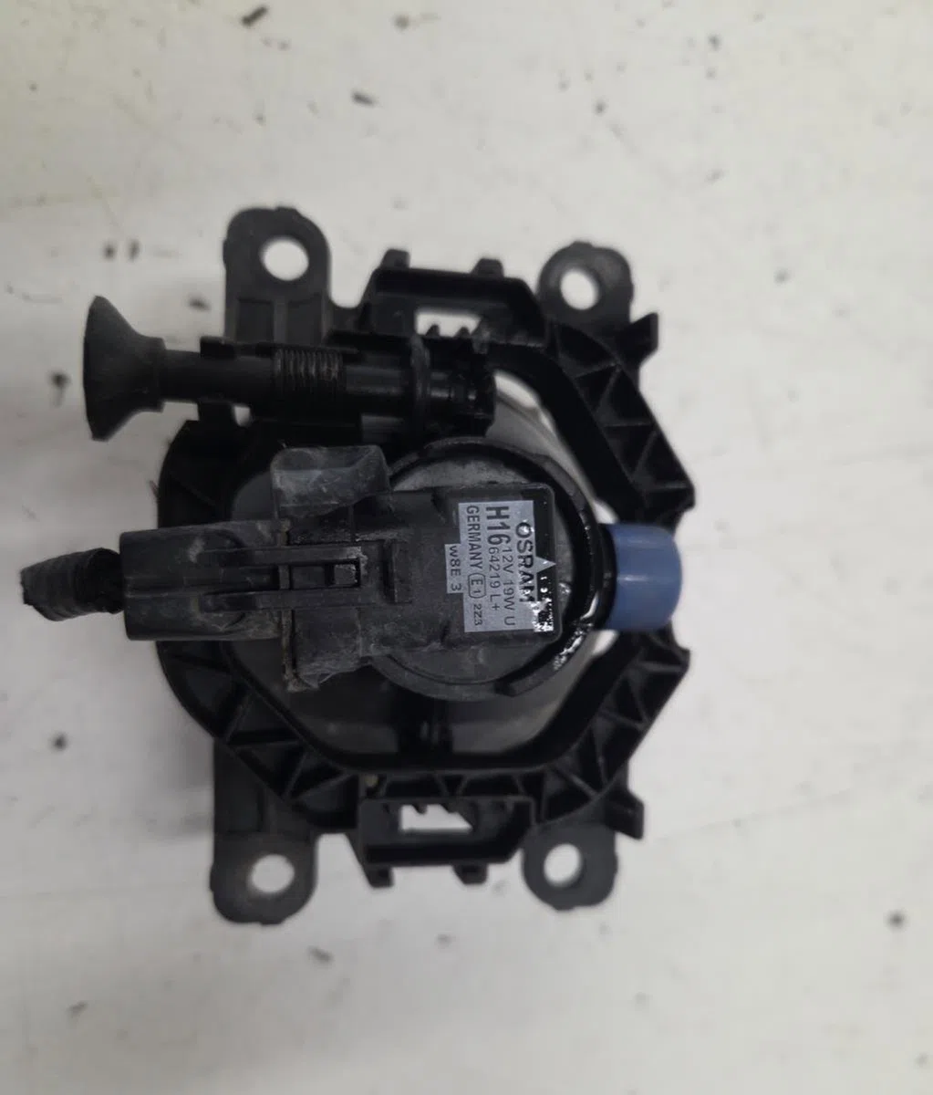 Phare antibrouillard avant droit DACIA SANDERO 2 PHASE 2 occasion
