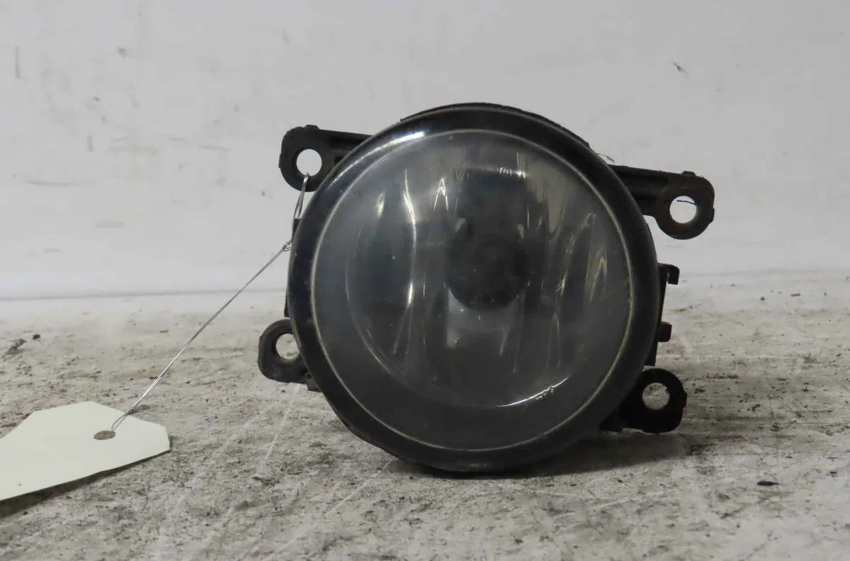 Phare antibrouillard avant droit DACIA SANDERO I occasion