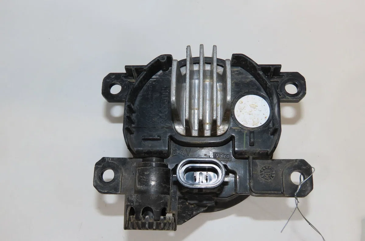 Phare antibrouillard avant droit Ds DS 3 (SA_) 1.2 vti 82 (2015-2019) occasion