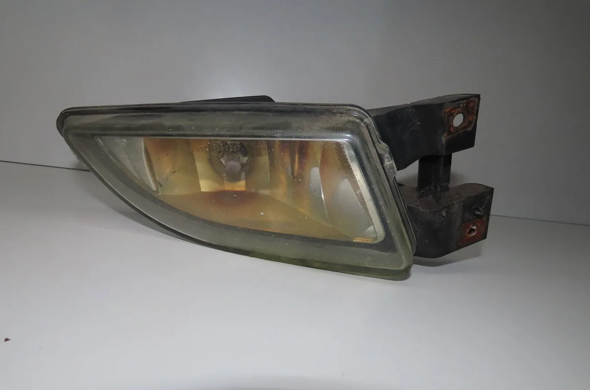 Phare antibrouillard avant droit Fiat BRAVO II (198_) 1.6 d multijet (198axh1b) (2007-2014) 5 portes occasion