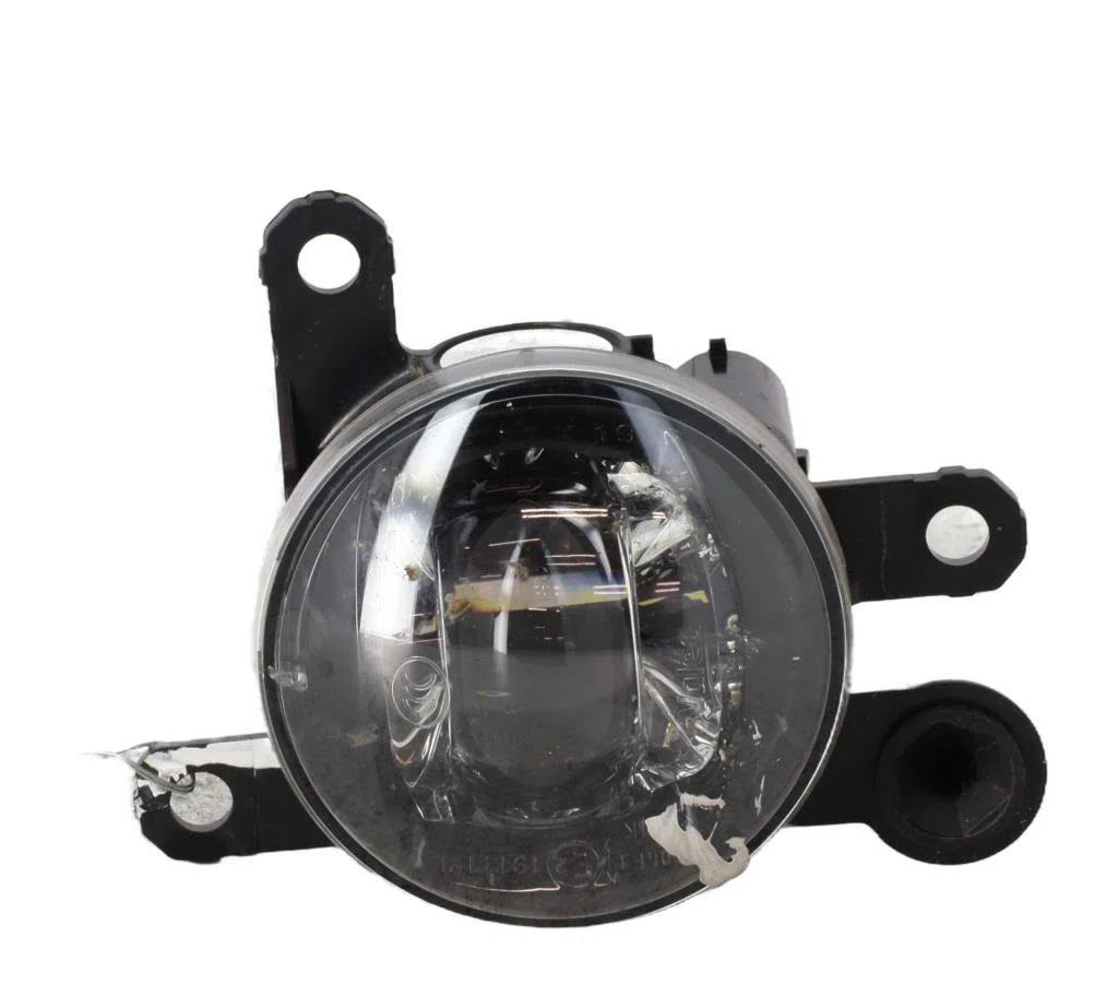 Phare antibrouillard avant droit Fiat DOBLO Camionnette-Monospace (510_, 511_) Bluehdi 130 (2022) occasion