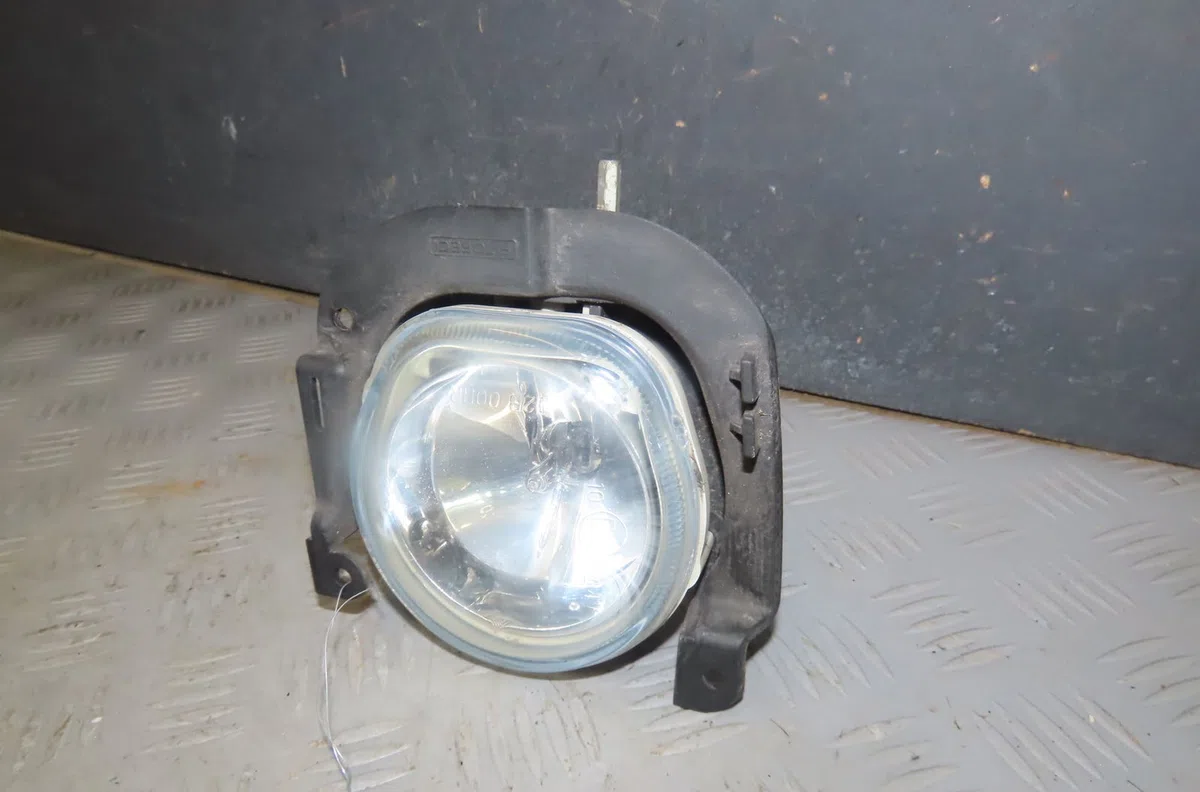 Phare antibrouillard avant droit Fiat FIORINO Monospace (225_) 1.3 jtd multijet (225bxb1a, 225bxb11) (2007) occasion