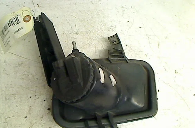 Phare antibrouillard avant droit Fiat GRANDE PUNTO (199_) 1.3 d multijet (199.axd11, 199.axd1a, 199.axd1b,... (2005-2010