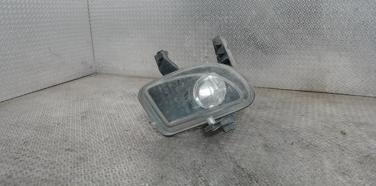 Phare antibrouillard avant droit FIAT GRANDE PUNTO occasion