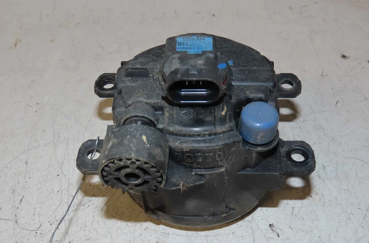Phare antibrouillard avant droit FIAT TIPO II occasion