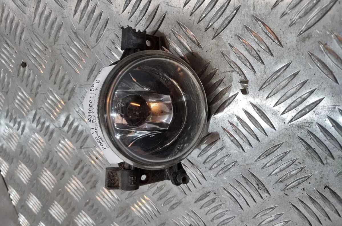 Phare antibrouillard avant droit FORD C-MAX 1 PHASE 1 occasion