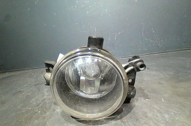 Phare antibrouillard avant droit FORD C-MAX 2005 occasion